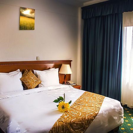 Hotel Splendid Ouagadougou Eksteriør billede