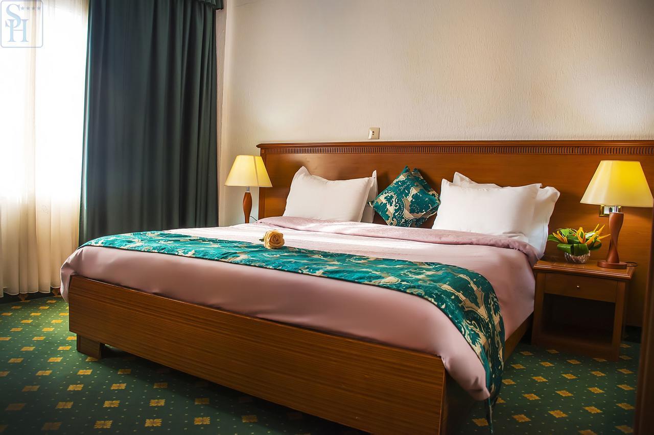 Hotel Splendid Ouagadougou Eksteriør billede
