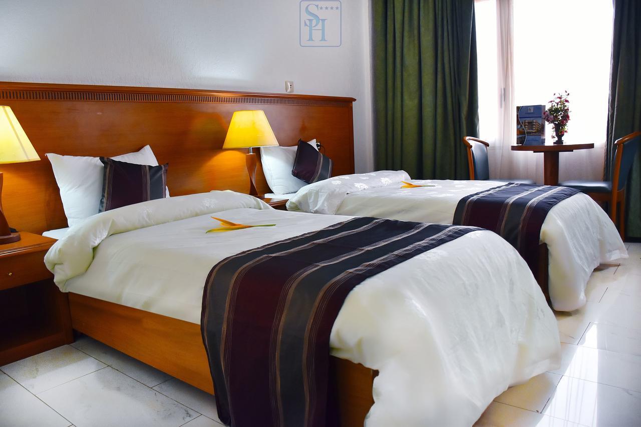Hotel Splendid Ouagadougou Eksteriør billede