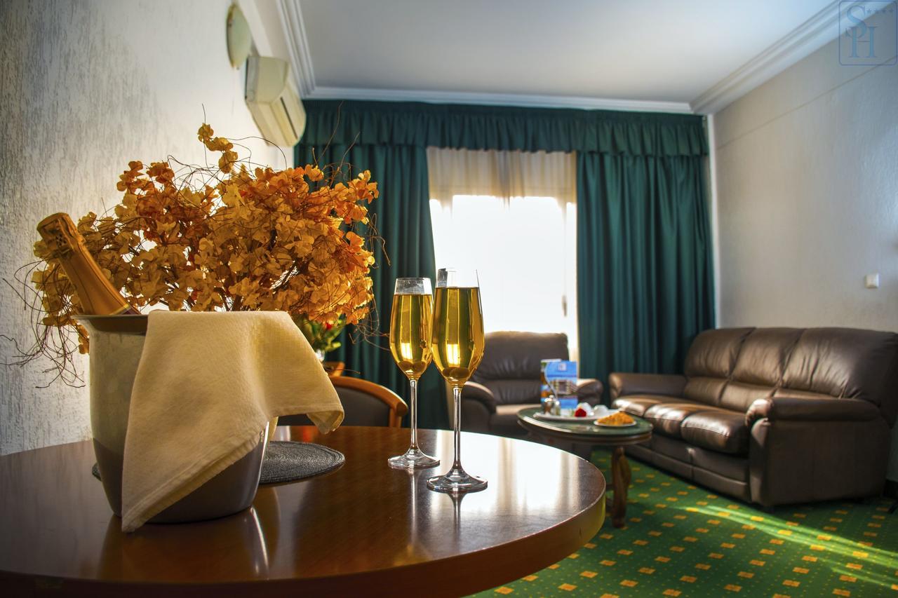 Hotel Splendid Ouagadougou Eksteriør billede