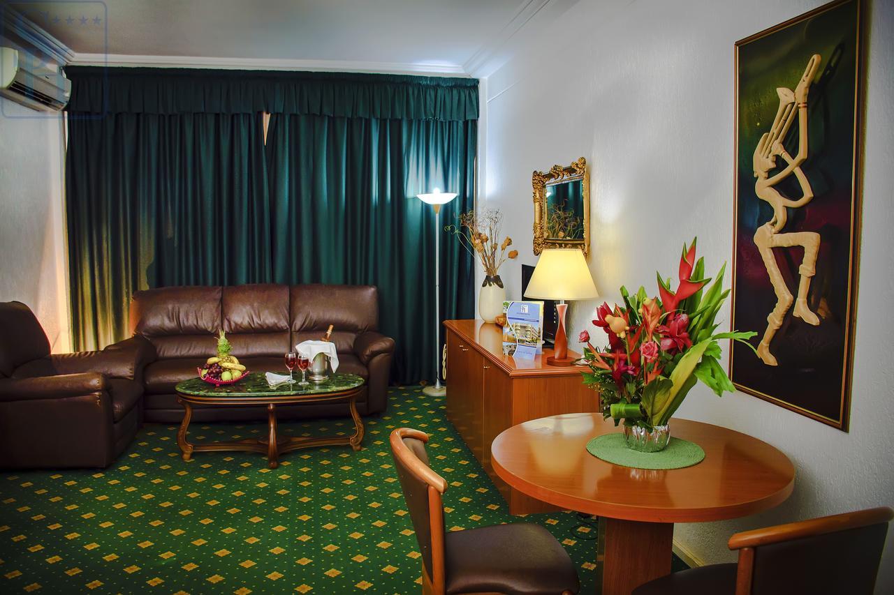 Hotel Splendid Ouagadougou Eksteriør billede